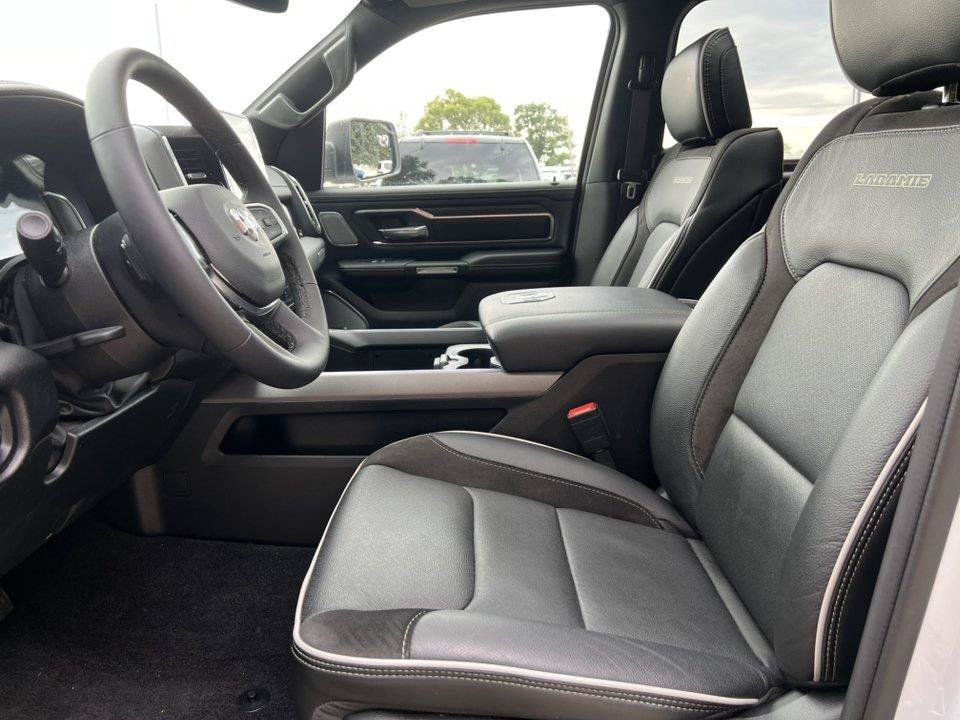 Used 2025 RAM 1500 Laramie w/ Night Edition AWD/4WD image 4