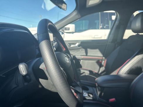 Used 2024 Ford Escape ST-Line w/ Tech Pack #1 image 31