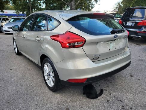 Used 2016 Ford Focus SE image 5