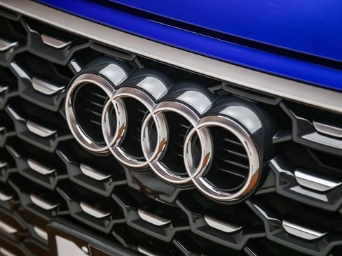 Used 2022 Audi Q5 2.0T Premium AWD/4WD image 9