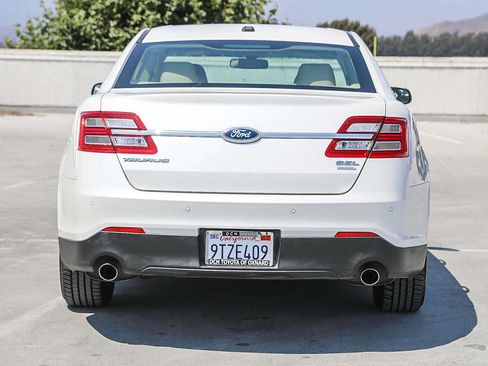 Used 2013 Ford Taurus SEL FWD image 6