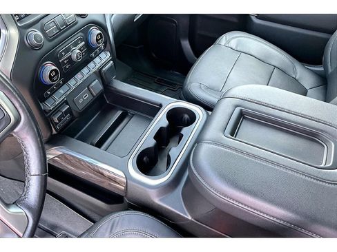 Used 2022 Chevrolet Silverado 3500 LTZ w/ LTZ Convenience Package AWD/4WD image 19