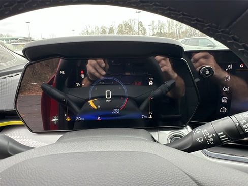 New 2026 Chevrolet Trax LT w/ LT Convenience Package image 21