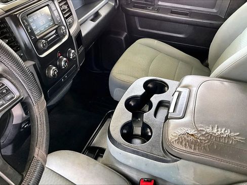 Used 2017 RAM 1500 Express AWD/4WD image 15
