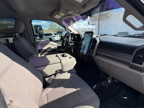 Used 2019 Ford F250 XLT w/ Snow Plow Prep Package image 30