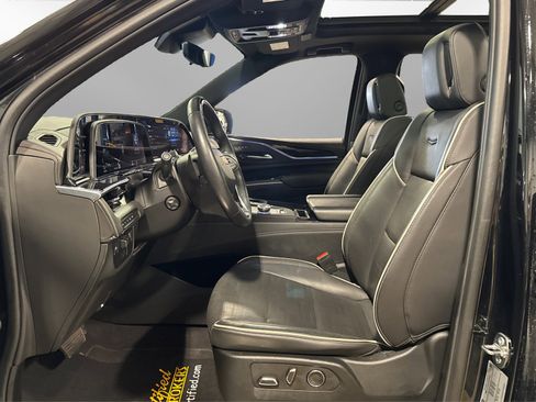 Used 2024 Cadillac Escalade Sport image 20