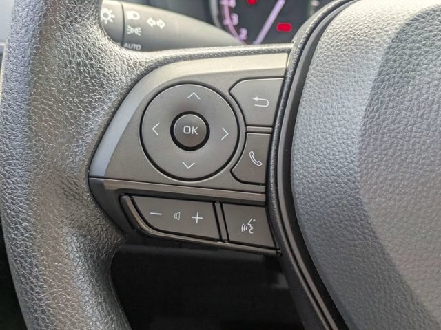 Used 2025 Toyota RAV4 XLE w/ Convenience Package FWD image 27