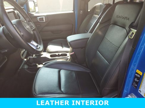Used 2022 Jeep Wrangler Unlimited Sahara image 25