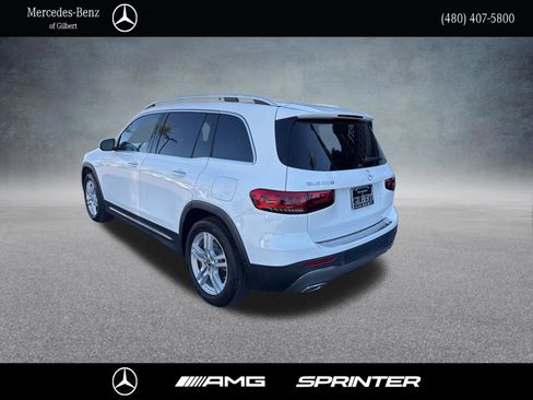 Certified 2022 Mercedes-Benz GLB 250 w/ Premium Package Lite image 3