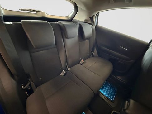 Used 2018 Honda HR-V LX image 18