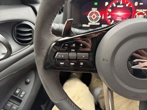 Used 2024 Nissan Z NISMO w/ Floor Mat Package image 34