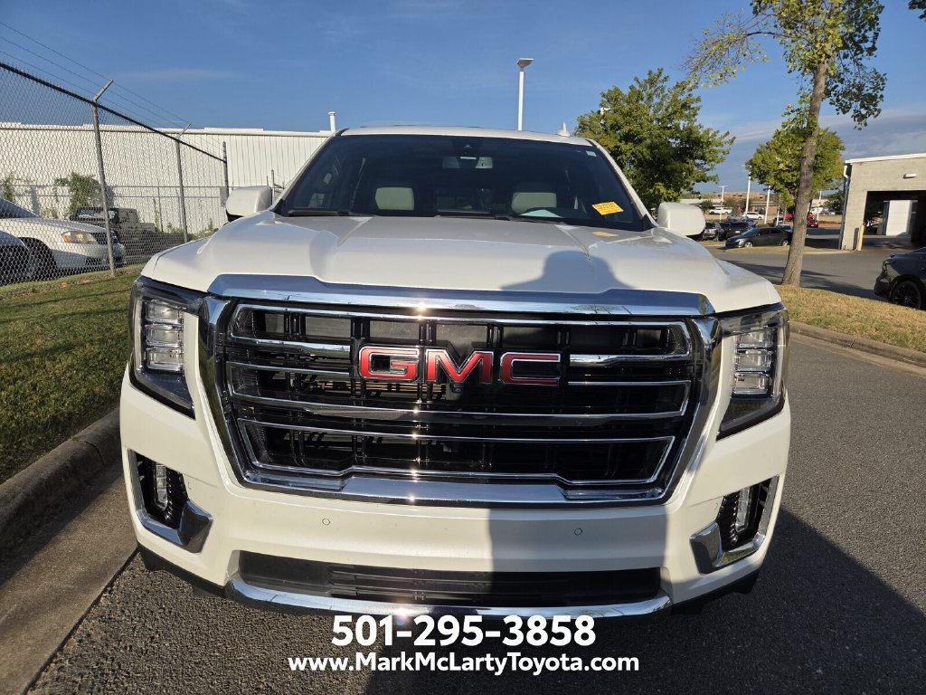 Used 2021 GMC Yukon SLT w/ SLT Premium Package AWD/4WD image 2