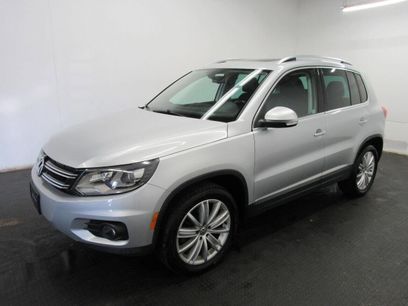 Used 2016 Volkswagen Tiguan SE