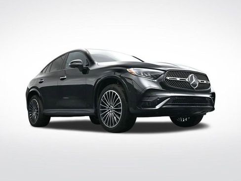 Used 2024 Mercedes-Benz GLC 300 GLC 300 Coupe image 29
