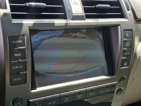 Used 2018 Lexus GX 460 Premium w/ Premium Package AWD/4WD image 20