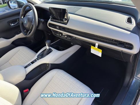 Certified 2024 Honda HR-V LX image 8