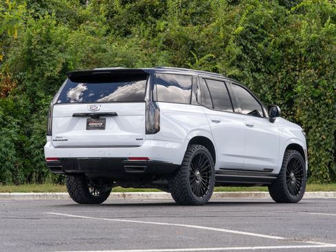 Used 2026 Cadillac Escalade Platinum Sport w/ LPO, ONYX Package AWD/4WD image 56