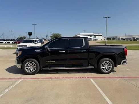 Used 2020 GMC Sierra 1500 SLT RWD image 8