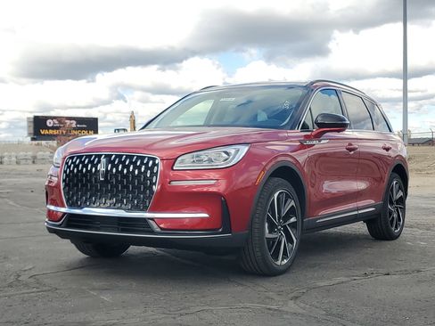 New 2026 Lincoln Corsair Reserve image 2