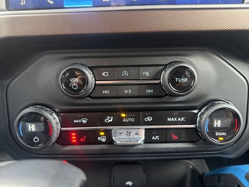 Used 2023 Ford Bronco Outer Banks image 22