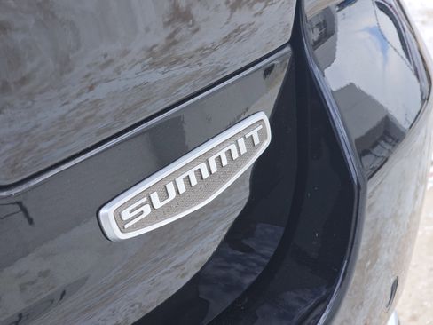 Used 2024 Jeep Grand Cherokee Summit image 14