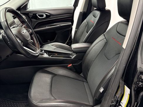 Used 2022 Jeep Compass Trailhawk w/ Trailhawk Convenience Group image 8