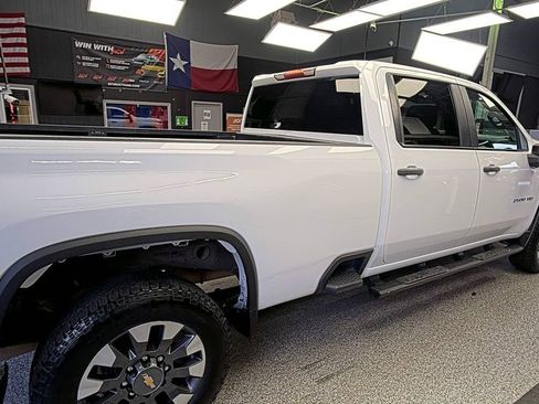 Used 2021 Chevrolet Silverado 2500 Custom w/ Custom Value Package RWD image 4