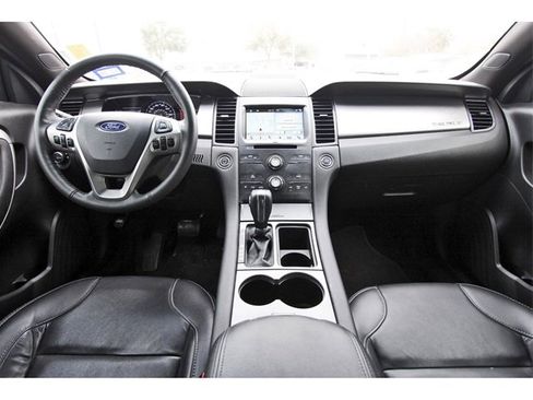 Used 2018 Ford Taurus SEL w/ Equipment Group 201A image 8