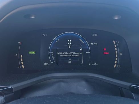 Used 2026 Toyota Camry SE w/ Convenience Package image 18