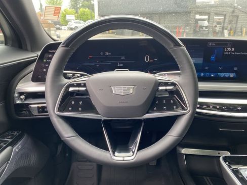 Used 2024 Cadillac Lyriq Luxury w/ LPO, Floor Liner Package AWD/4WD image 20