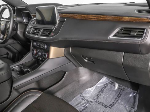 Used 2024 Chevrolet Suburban High Country image 52