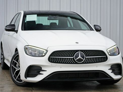 Used 2021 Mercedes-Benz E 350 Sedan w/ Premium Package image 4