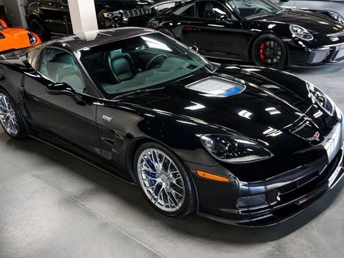 Used 2010 Chevrolet Corvette ZR1 w/ Preferred Equipment Group RWD image 43