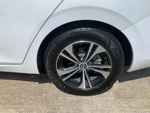 Used 2021 Nissan Sentra SV FWD image 23