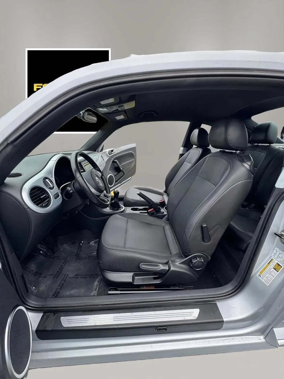 Used 2012 Volkswagen Beetle 2.5 FWD image 10