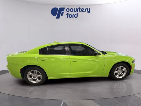 Used 2023 Dodge Charger SXT RWD image 8