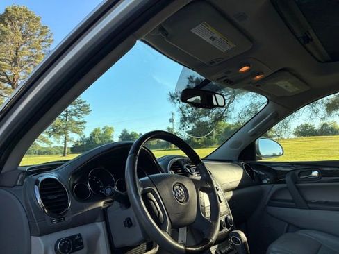 Used 2013 Buick Enclave Premium w/ Trailering Provision Package AWD/4WD image 17