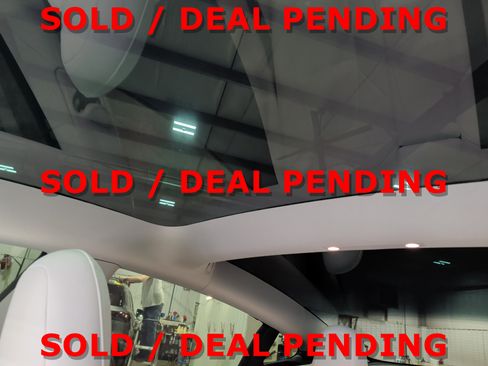 Used 2023 Tesla Model 3 Performance image 10