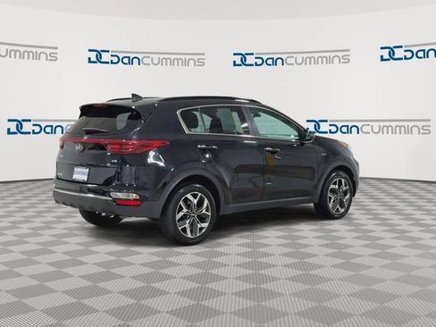 Used 2022 Kia Sportage EX AWD/4WD image 8