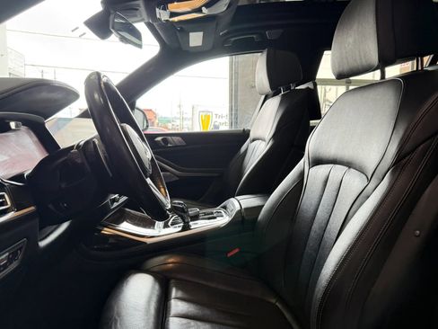 Used 2019 BMW X7 xDrive50i w/ Dynamic Handling Package image 8