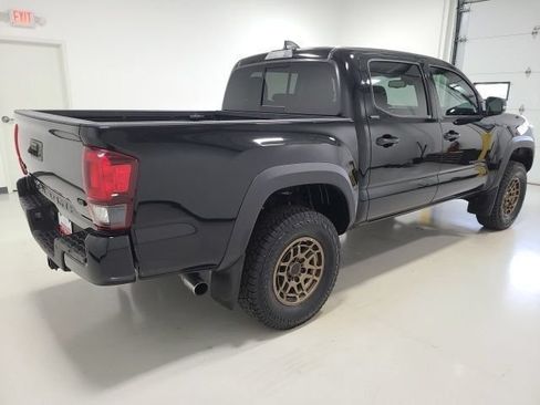 Used 2023 Toyota Tacoma 4x4 Double Cab w/ Trail Edition image 6
