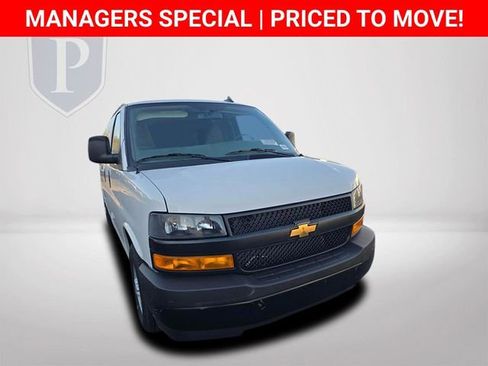 New 2025 Chevrolet Express 2500 Extended w/ Driver Convenience Package RWD image 14
