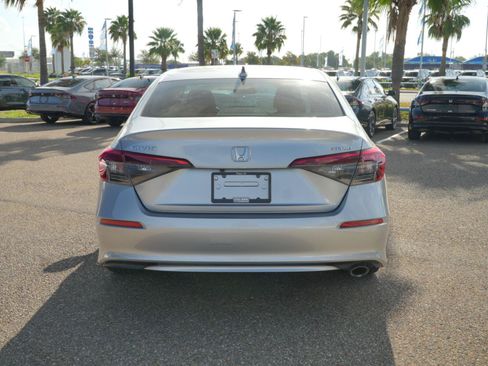 Used 2024 Honda Civic Sport image 10
