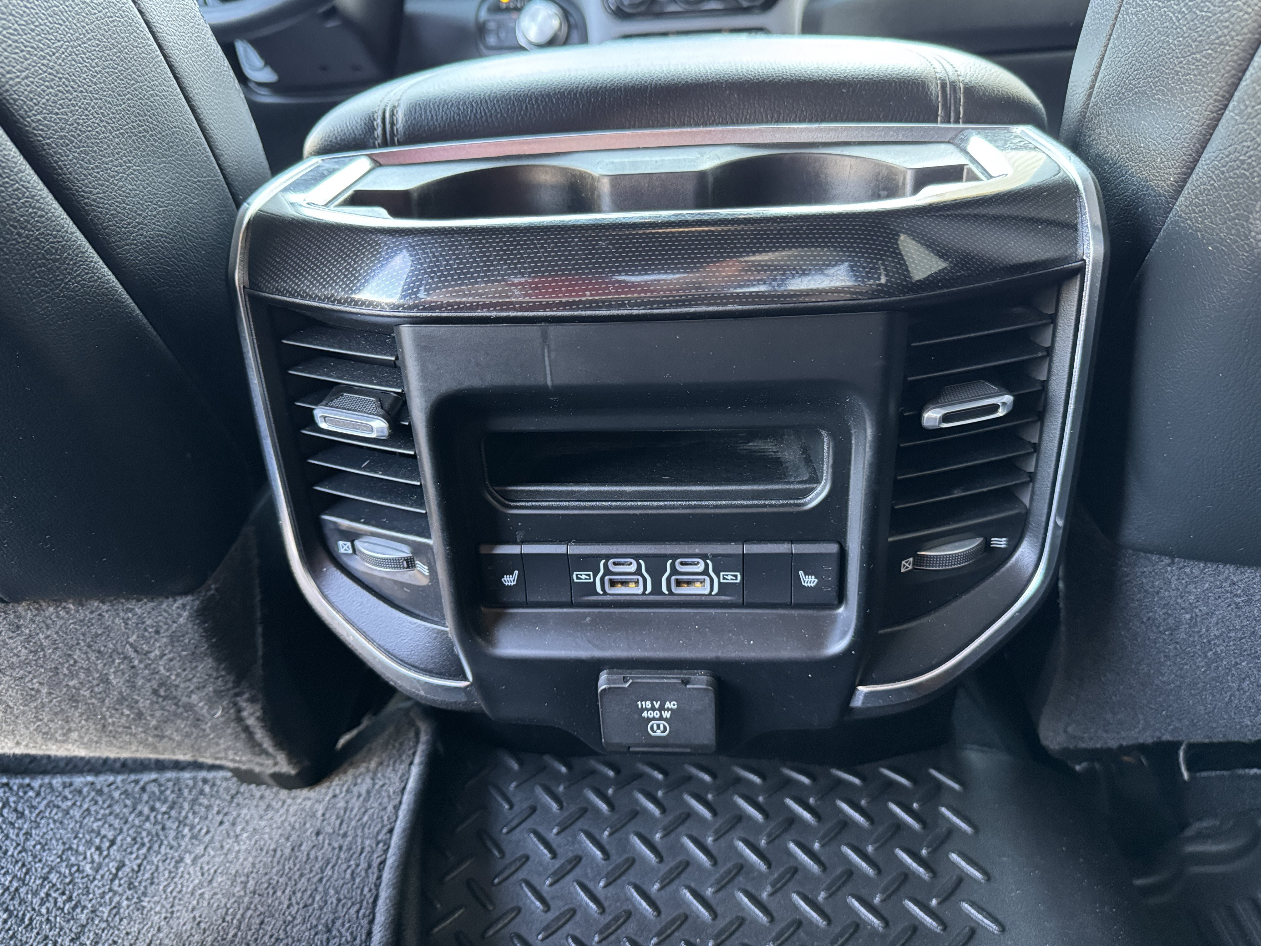 Used 2022 RAM 2500 Laramie AWD/4WD image 35