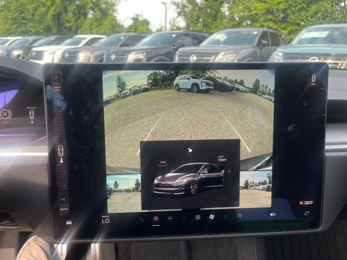 Used 2024 Tesla Model S Plaid AWD/4WD image 17