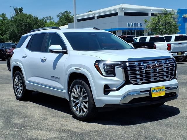 New 2027 GMC Terrain Denali AWD/4WD image 3