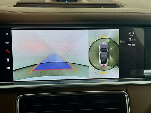 Used 2023 Porsche Panamera Platinum Edition image 17