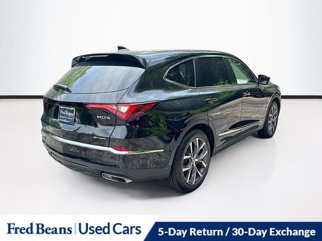 Used 2022 Acura MDX w/ Technology Package AWD/4WD image 12