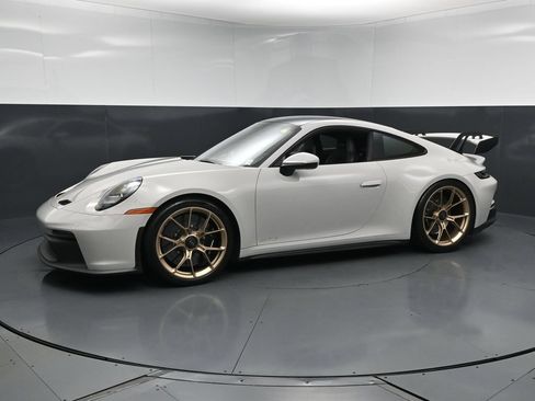 Certified 2022 Porsche 911 GT3 RWD image 1