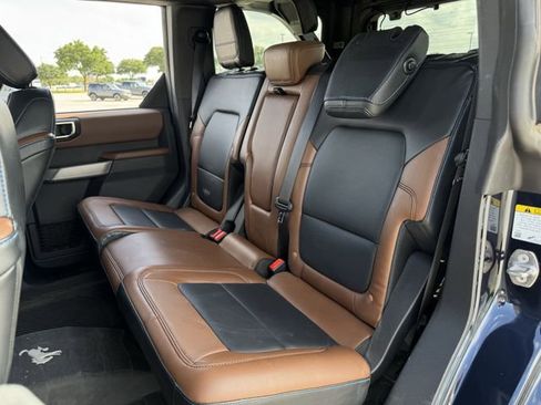 Used 2021 Ford Bronco Outer Banks w/ Sasquatch Package AWD/4WD image 28